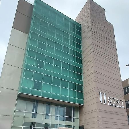 U Stay Hotel Mangga Besar Джакарта Экстерьер фото